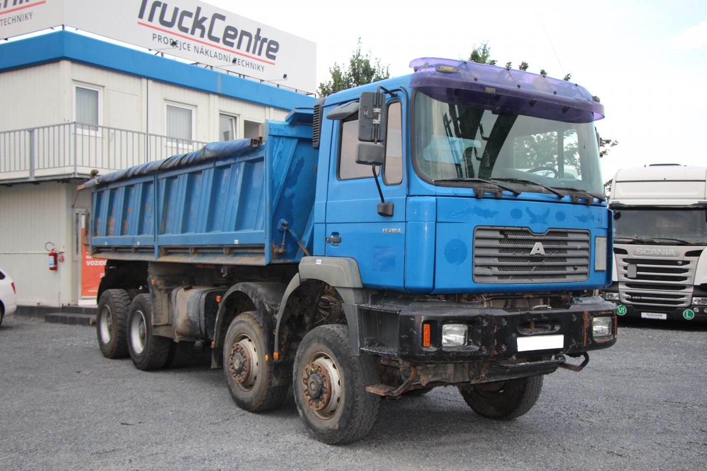 MAN 8X6 SKLAPĚČ